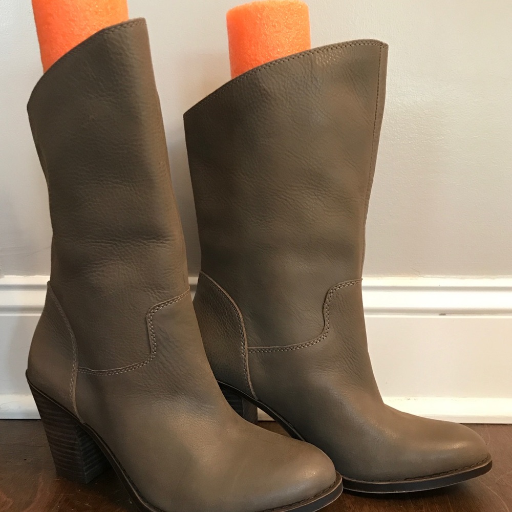 Lucky Brand Womens Boots
